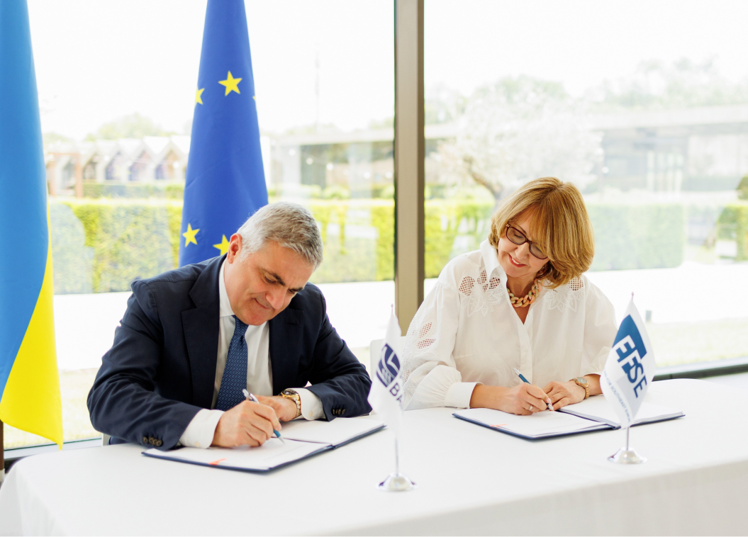 EFSE signing contract