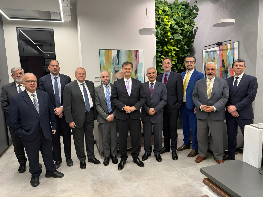 Piraeus Bank Discusses Strategic Priorities for Ukraine's Recovery with Official Greek Delegation зображення